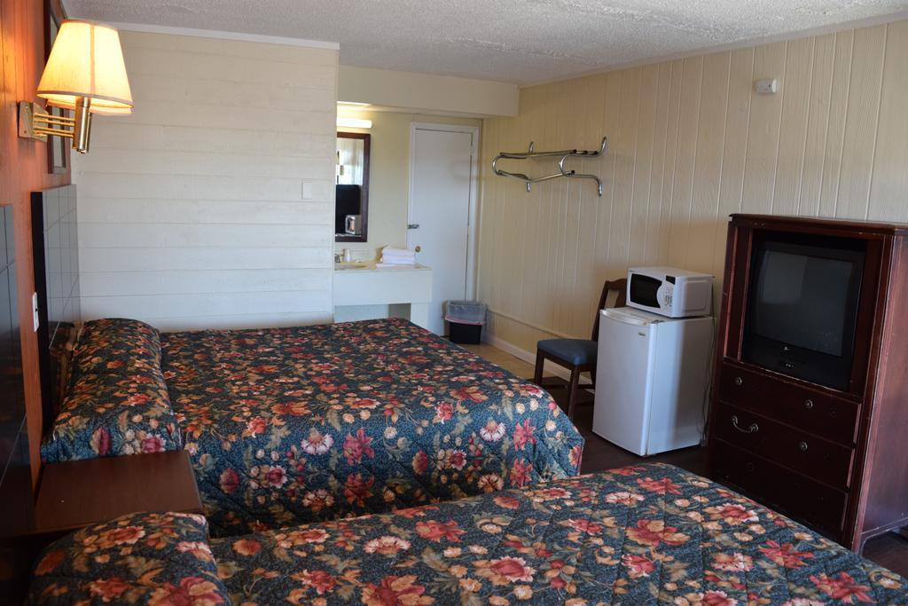 Dry Dock Motel Сийсайд Хайтс Екстериор снимка
