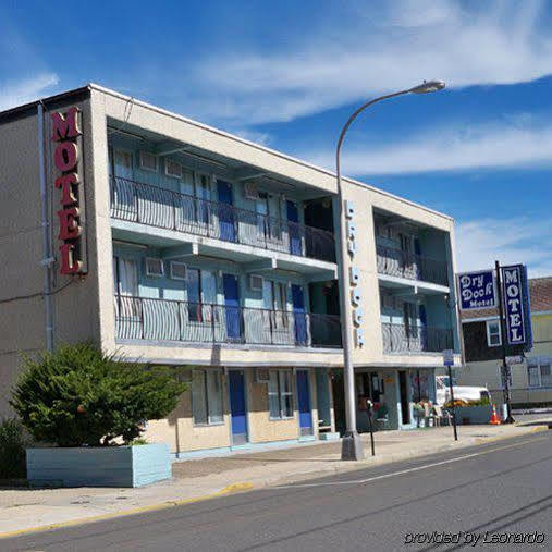 Dry Dock Motel Сийсайд Хайтс Екстериор снимка