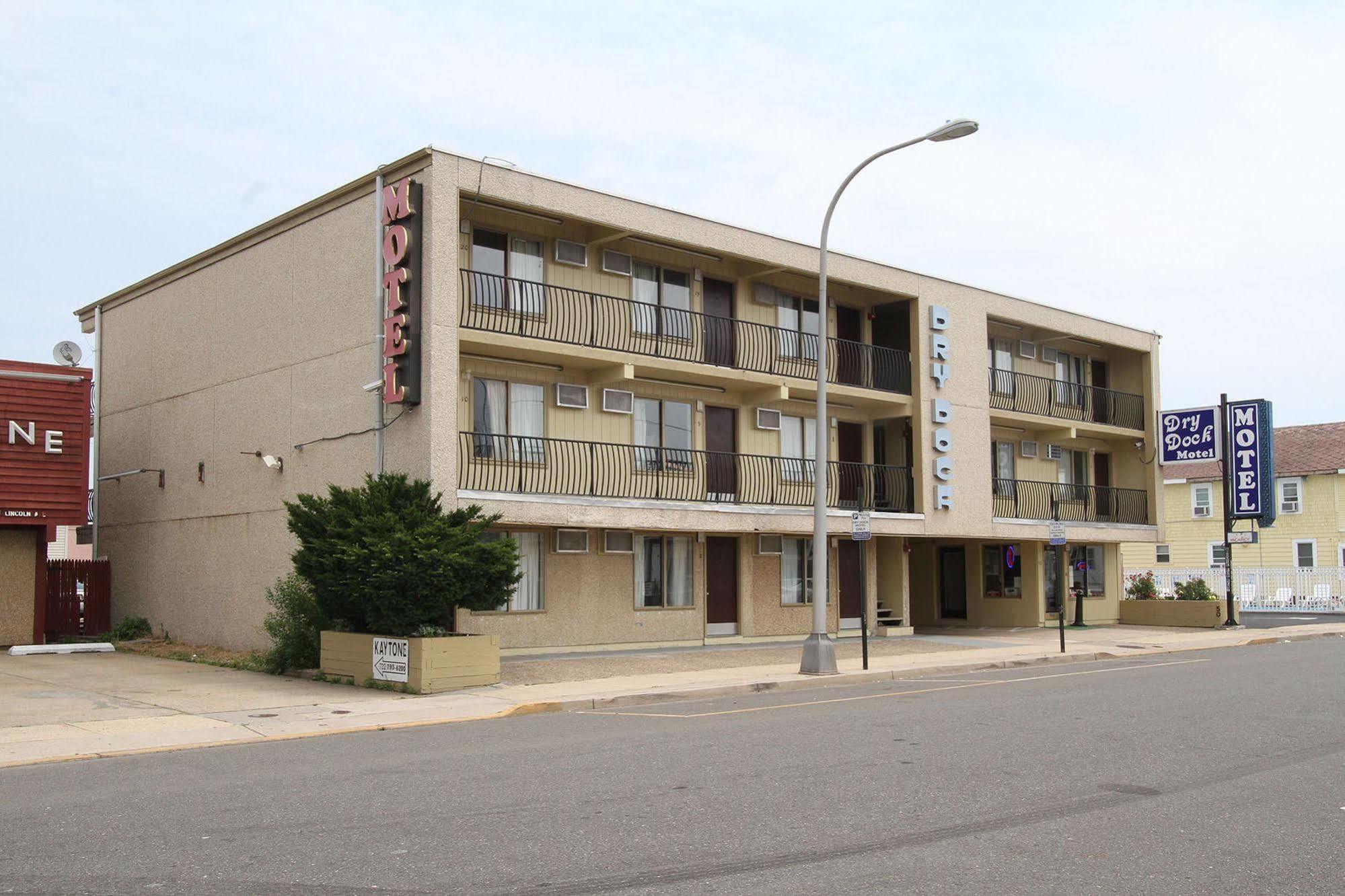 Dry Dock Motel Сийсайд Хайтс Екстериор снимка